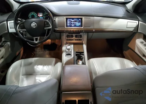 2012 Jaguar Xf z USA, uszkodzony, nr VIN SAJWA0FB4CLS59188